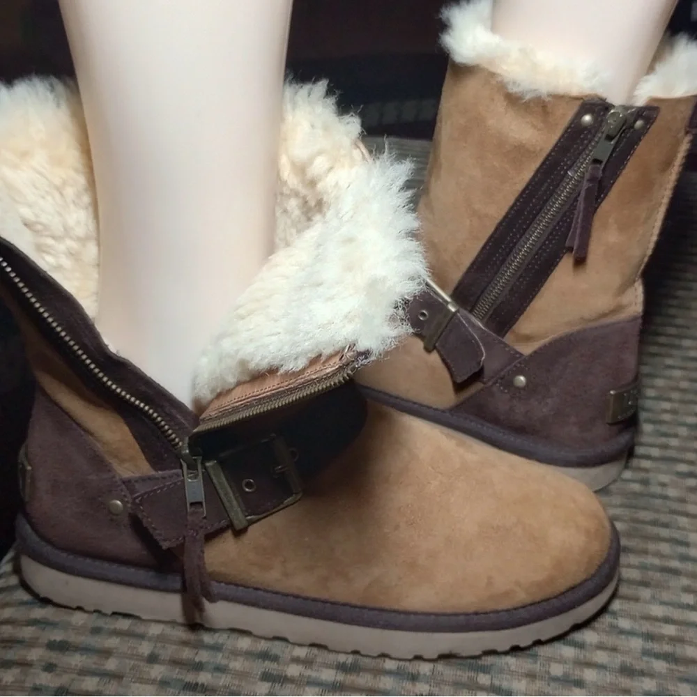 UGG Chestnut & Chocolate Shearling Brown Suede Women's Boots 8 Zip Buckle